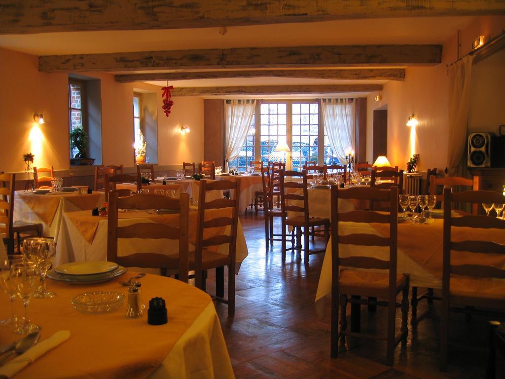 Hotel Restaurant Henri IV Eauze Екстериор снимка