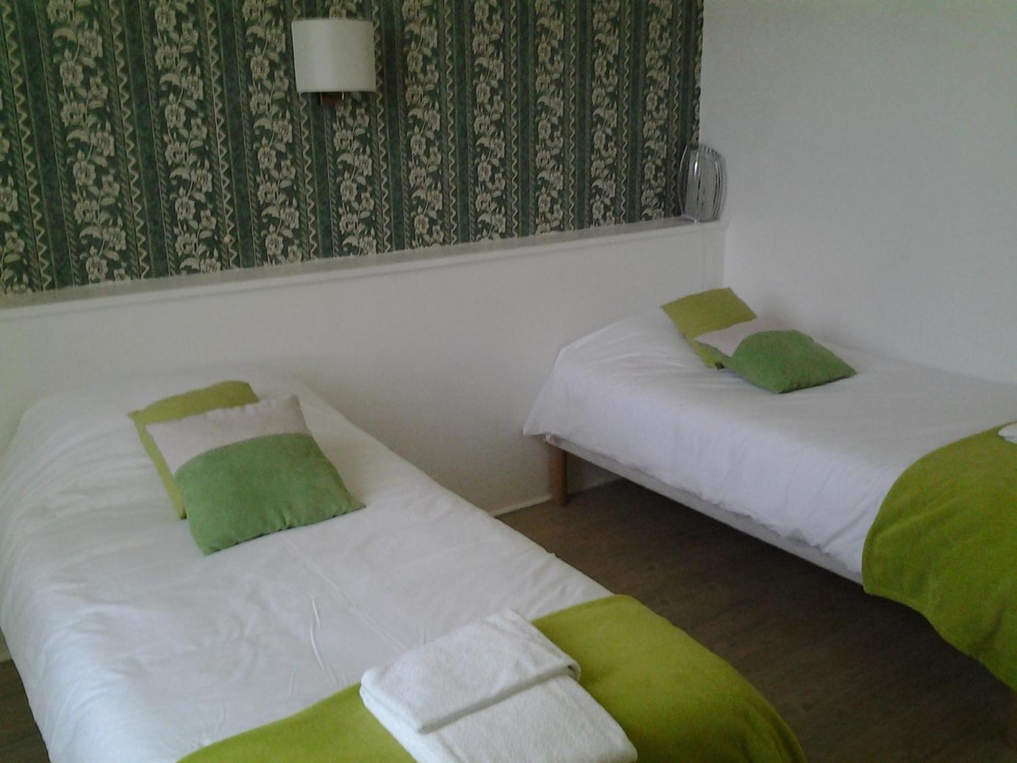 Hotel Restaurant Henri IV Eauze Екстериор снимка