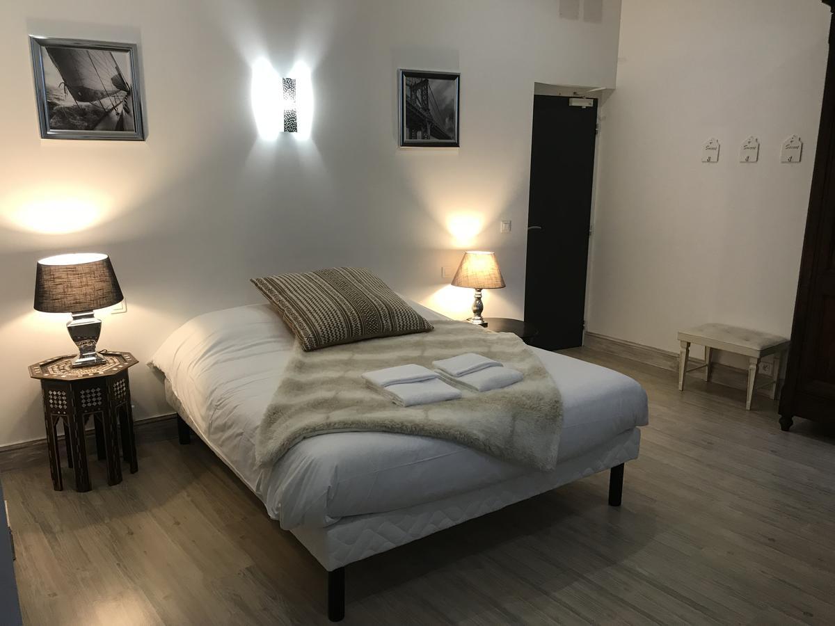 Hotel Restaurant Henri IV Eauze Екстериор снимка